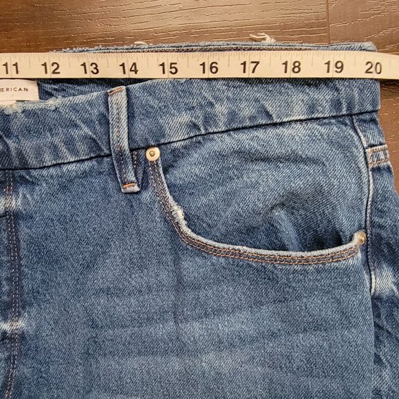 Good American Jeans Women's 16 Plus Good Vintage Straight Ripped MSRP $155 - Picture 5 of 8